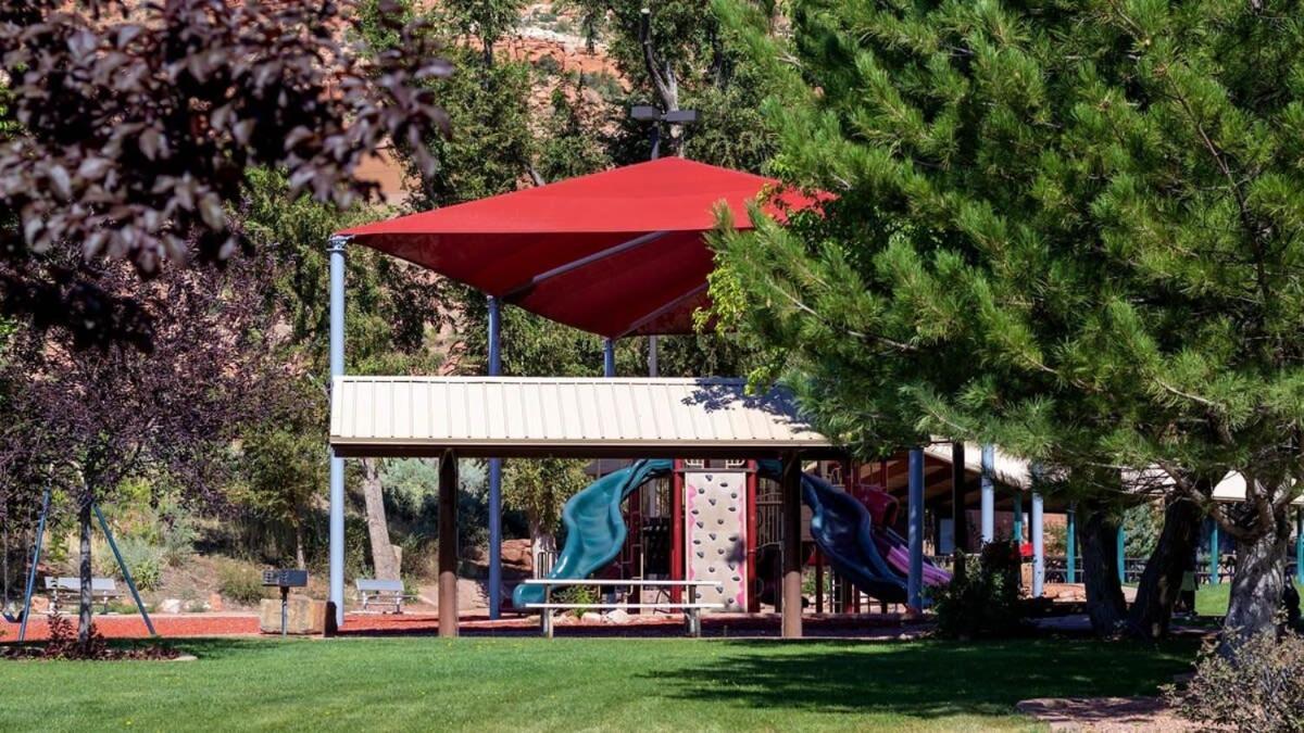 Luxury Pet Friendly Holiday Home La Estancia Kanab Exterior foto
